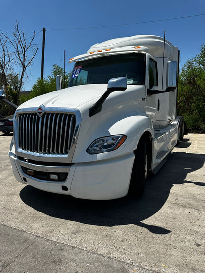 2018 International LT 625